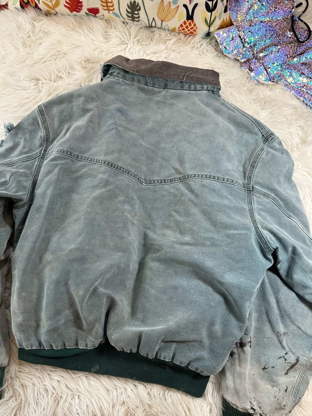 Carhartt • Men’s Vintage Heavily Distressed Sante Fe Work Jacket - Picture 12 of 17